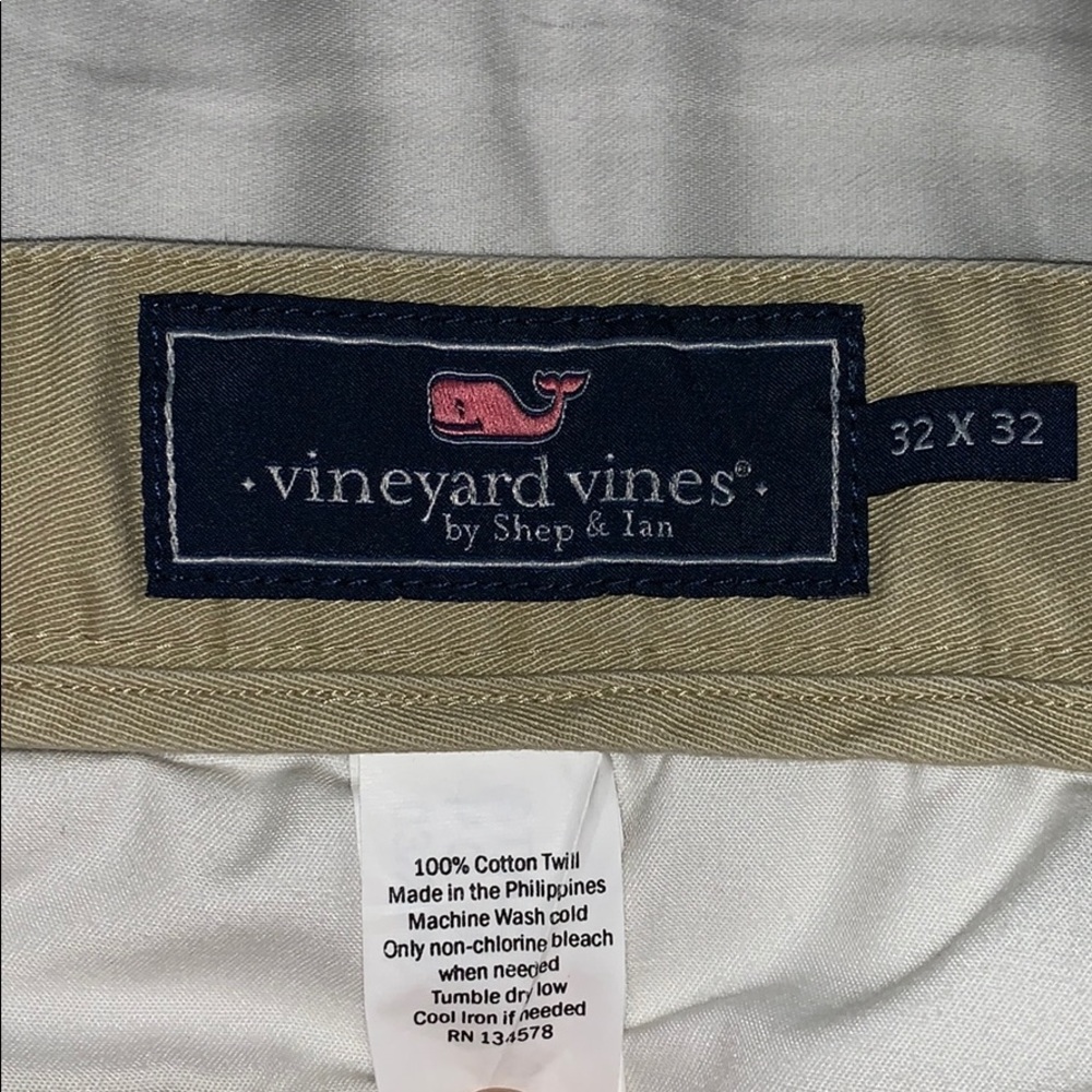 Vineyard Vines khaki pants - Picture 2 of 3